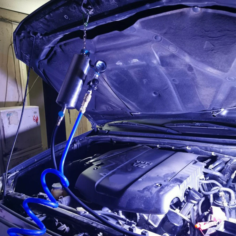 AUTOOL C100 benzinbefecskendező-tisztító adapterekkel