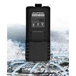 Bateria recargable Baofeng UV-5R 3800mAh 7.4V sobre fondo blanco