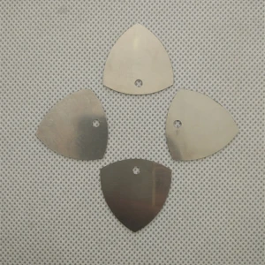 Fém nyitópenge mobiltelefonokhoz és tabletekhez - precíz eszköz