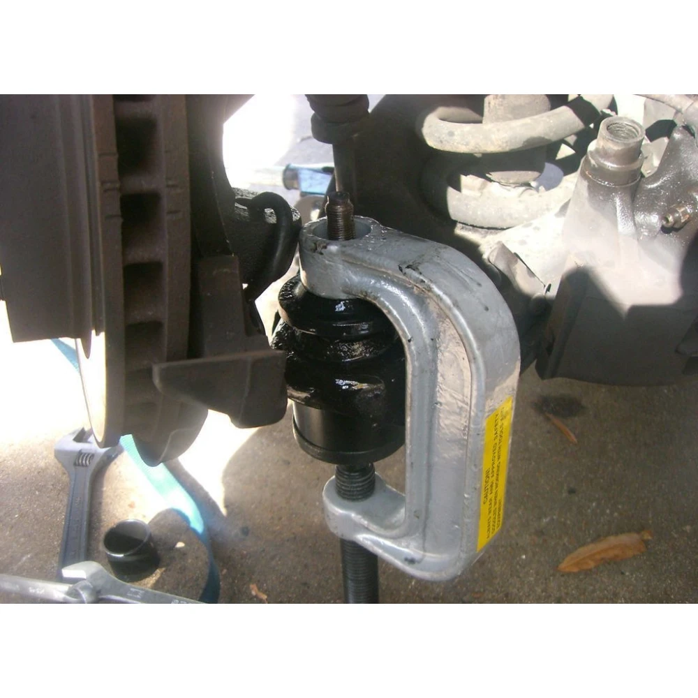 10 részes gömbfej- és szilentblokk kiszedő és beépítő készlet terepjárókhoz