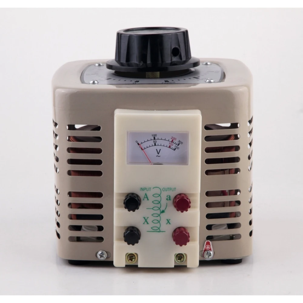 Variac változtatható kimenetű transzformátor 8 A 0-250V (TDGC2-2KVA) laborhoz és ipari használatra