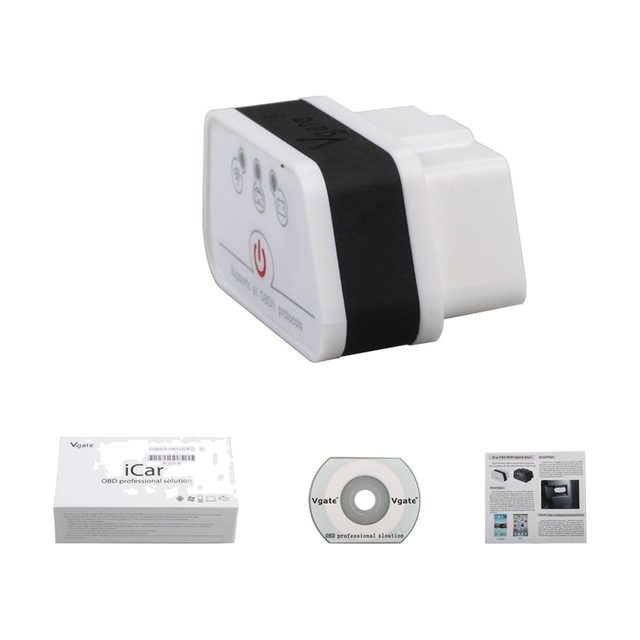 Vgate iCar2 WiFi a dobozával, a CD-vel és a használati útmutatóval