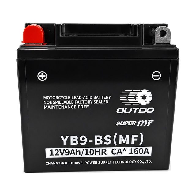 OUTDO YB9-BS, YB9-B motorakkumulátor elölnézetből, mindkét saruval